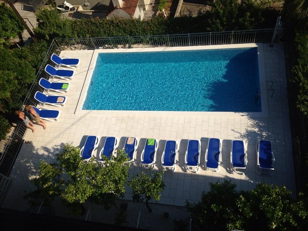 Hotel Bavaria Trogir Seget Donji Exterior photo