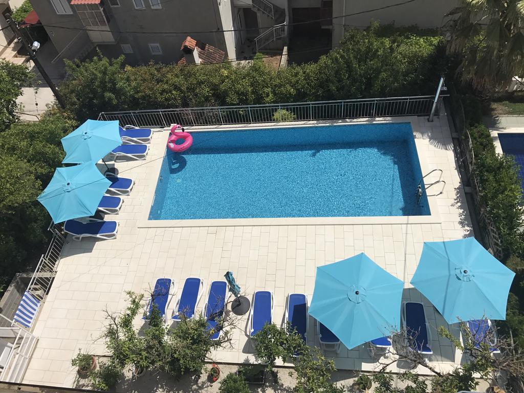 Hotel Bavaria Trogir Seget Donji Exterior photo