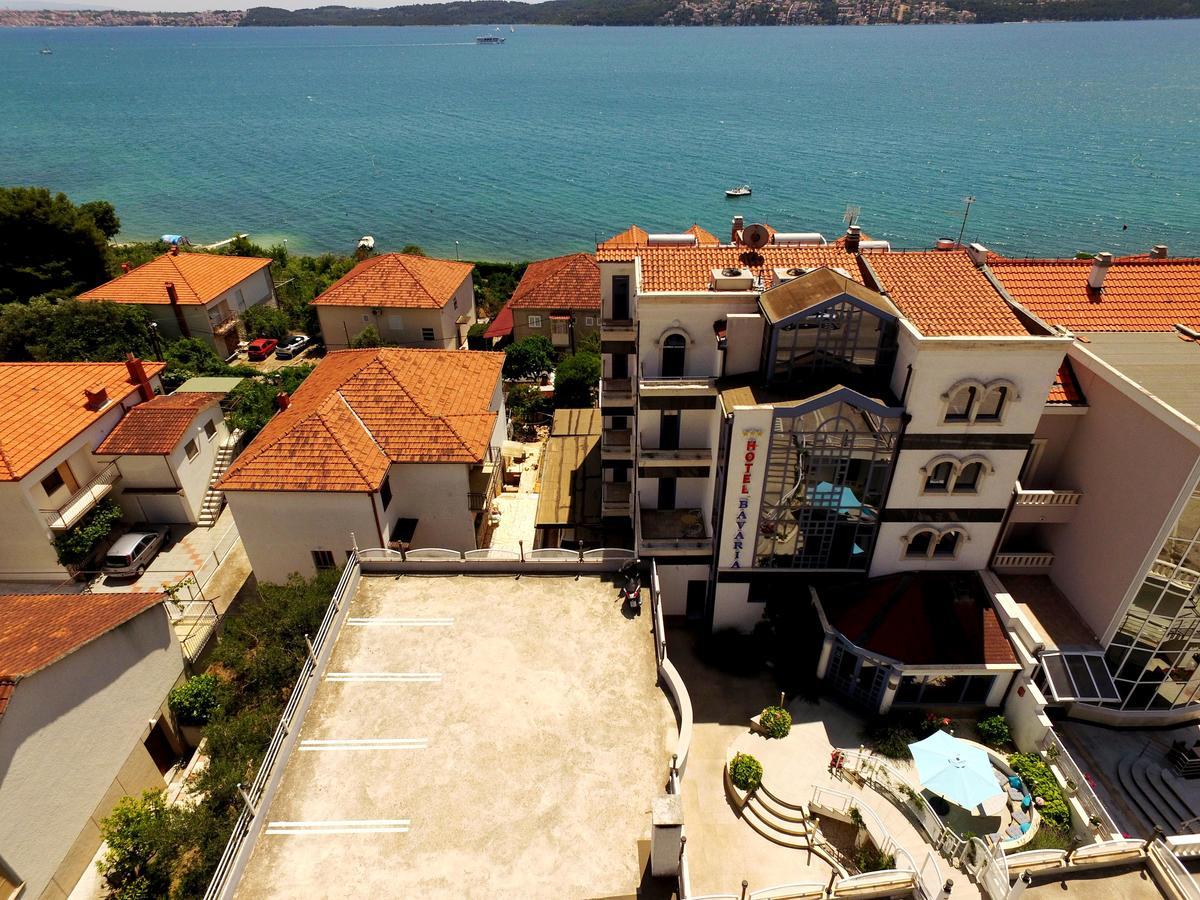 Hotel Bavaria Trogir Seget Donji Exterior photo