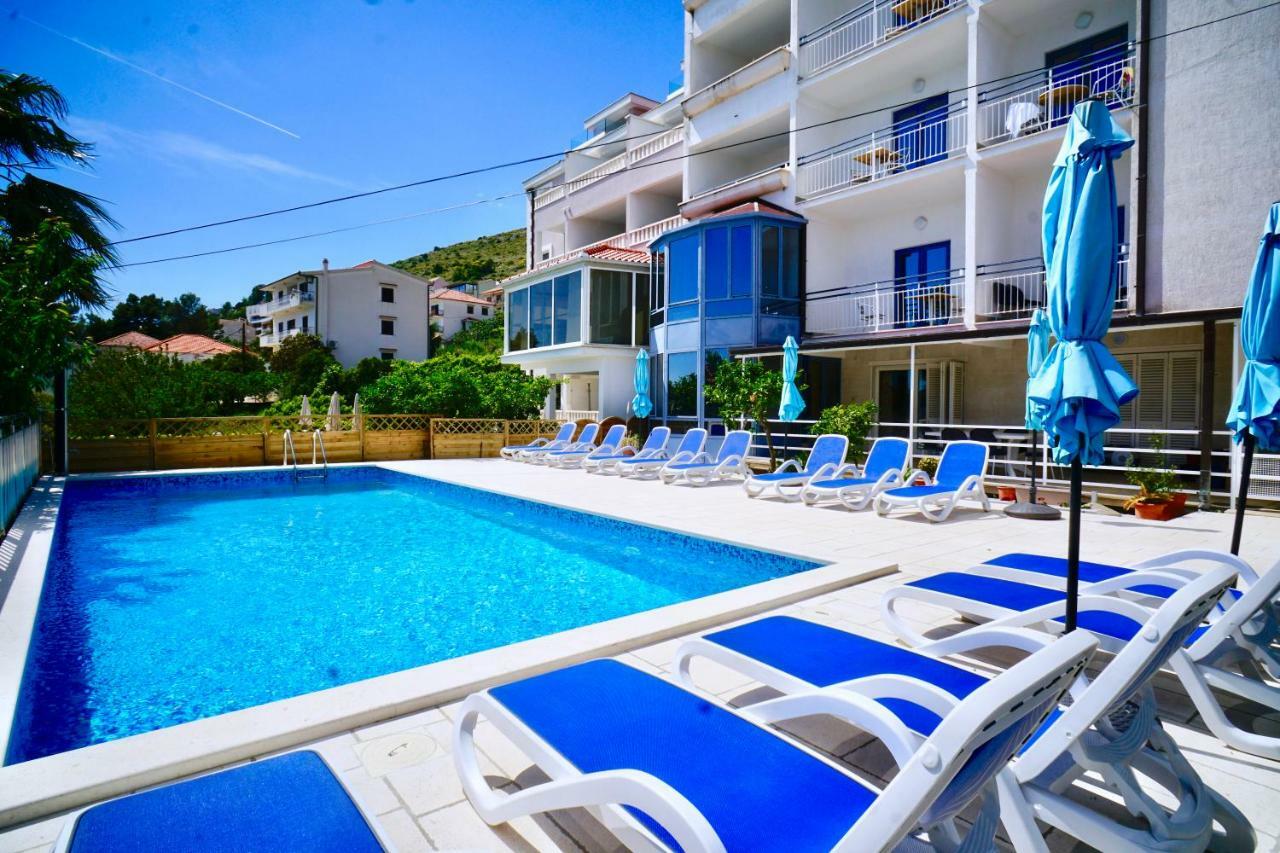 Hotel Bavaria Trogir Seget Donji Exterior photo